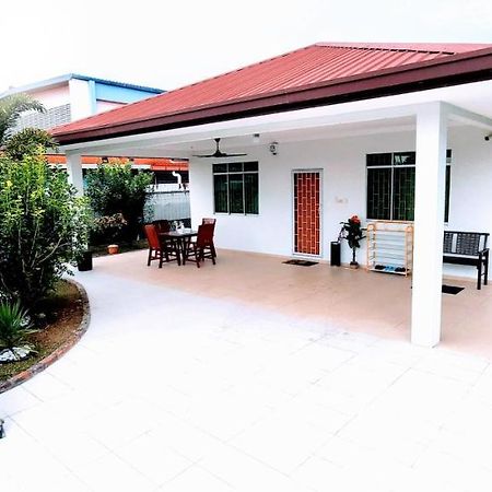 Kota Kinabalu Sabah City Homestay Room photo